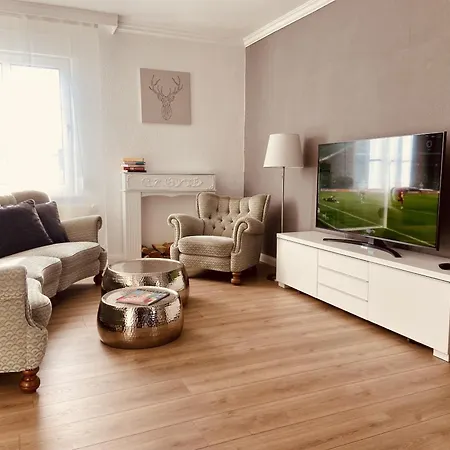 Casa Rehse I Stilvolles Apartment I 24H-Self-Check-In I Kostenlos Parken & Wlan I 55-Zoll-Smart&Kabel-Tv I Oepnv Erfurt Exterior photo