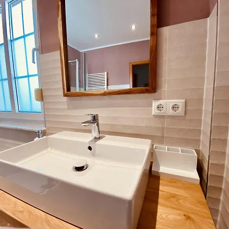 Casa Rehse I Stilvolles Apartment I 24H-Self-Check-In I Kostenlos Parken & Wlan I 55-Zoll-Smart&Kabel-Tv I Oepnv Erfurt Exterior photo